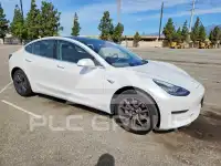2020 Tesla Model 3 фото
