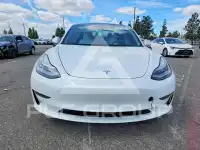 2020 Tesla Model 3 фото