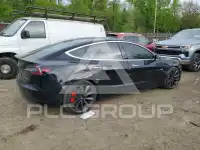 2020 Tesla Model 3 photo