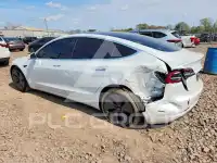2020 Tesla Model 3 фото