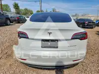 2020 Tesla Model 3 фото