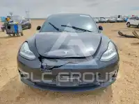 2020 Tesla Model 3 фото