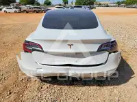 2020 Tesla Model 3 фото
