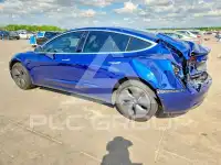 2020 Tesla Model 3 фото