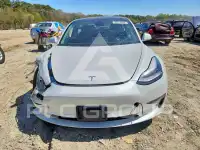 2020 Tesla Model 3 фото