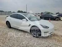 2020 Tesla Model 3 фото