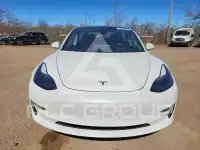 2020 Tesla Model 3 фото