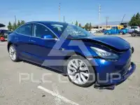 2020 Tesla Model 3 фото