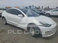 2020 Tesla Model 3 фото