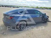 2020 Tesla Model 3 фото