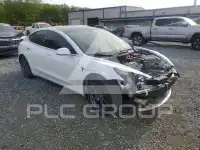 2020 Tesla Model 3 фото