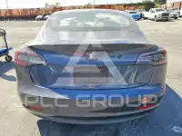 2020 Tesla Model 3 фото