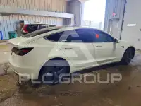 2020 Tesla Model 3 фото