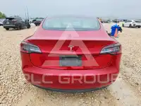 2020 Tesla Model 3 фото