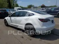 2020 Tesla Model 3 фото