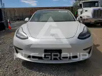 2020 Tesla Model 3 фото