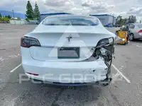 2020 Tesla Model 3 фото