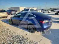 2020 Tesla Model 3 фото