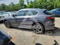 2020 Alfa Romeo Stelvio фото