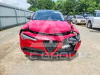 2020 Alfa Romeo Stelvio photo