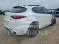 2020 Alfa Romeo Stelvio фото