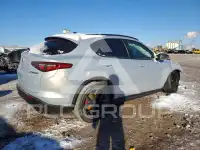 2020 Alfa Romeo Stelvio photo