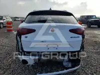 2020 Alfa Romeo Stelvio фото