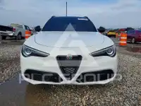 2020 Alfa Romeo Stelvio фото