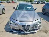 2020 Alfa Romeo Giulia фото