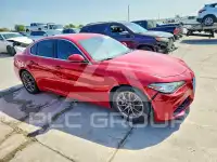 2020 Alfa Romeo Giulia photo