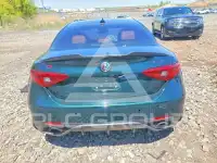 2020 Alfa Romeo Giulia photo