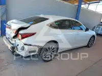 2020 Lexus ES300 фото