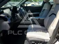 2020 Lexus UX250 фото