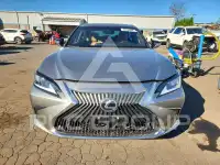 2020 Lexus ES350 photo