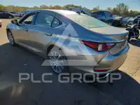 2020 Lexus ES350 photo