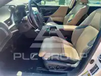 2020 Lexus ES350 фото