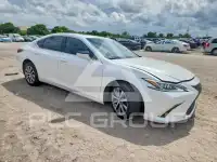 2020 Lexus ES350 фото