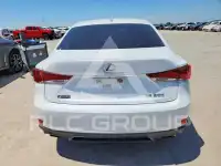 2020 Lexus IS photo