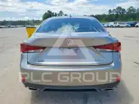 2020 Lexus IS300 фото