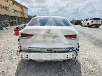 2020 Lexus IS photo