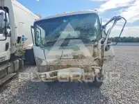 2020 Isuzu NPR фото