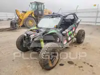 2020 Can-AM Sidebyside фото