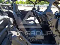 2020 Can-AM Sidebyside фото