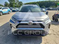 2020 Toyota RAV4 фото