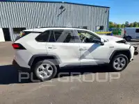 2020 Toyota RAV4 фото