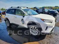 2020 Toyota RAV4 фото