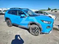 2020 Toyota RAV4 фото