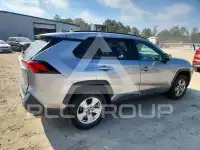 2020 Toyota RAV4 фото