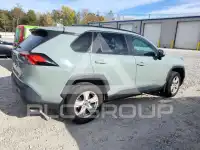 2020 Toyota RAV4 фото