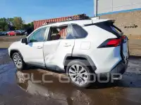 2020 Toyota RAV4 фото